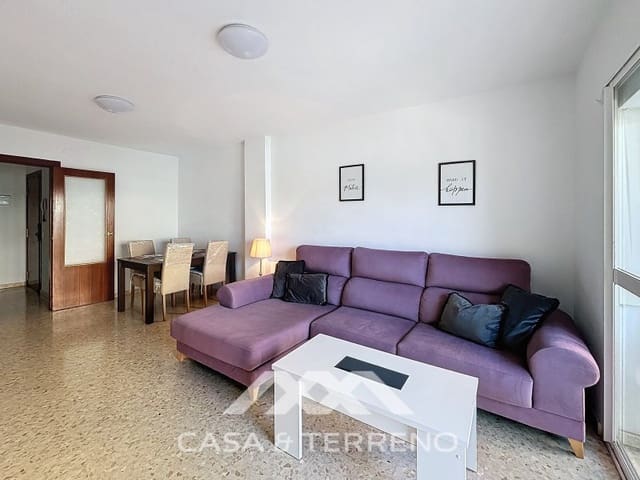 4 slaapkamer Appartement te koop in Torre del Mar, Vélez-Málaga met zwembad - € 357.000 (Ref: 8668542)