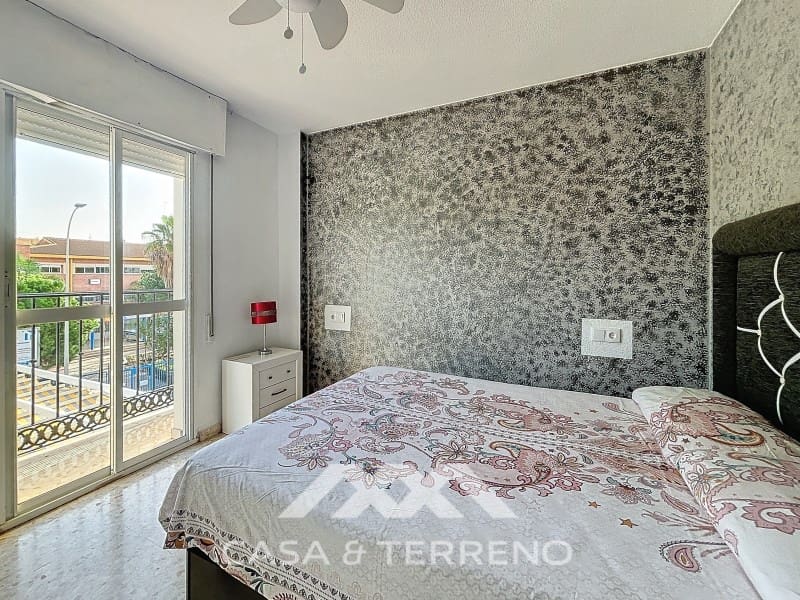 4 slaapkamer Appartement te koop in Torre del Mar met zwembad - € 357.000 (Ref: 8668542)