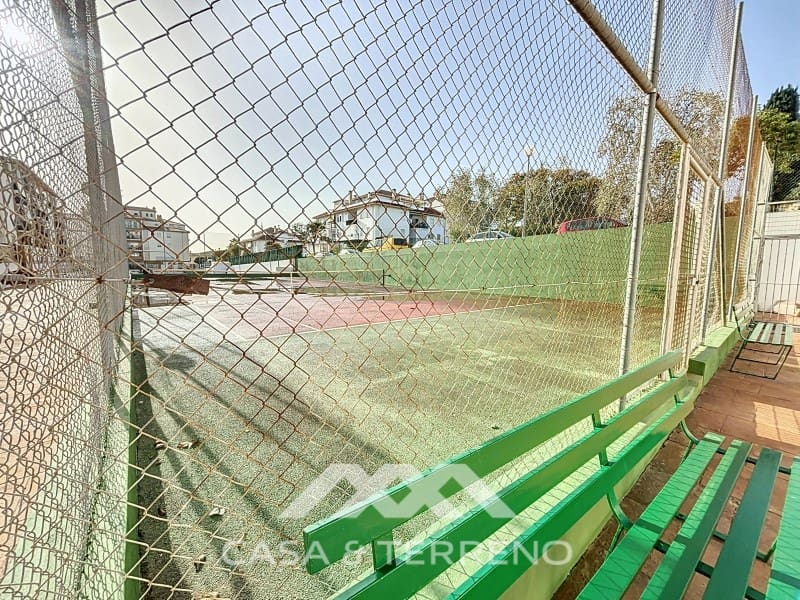 4 slaapkamer Appartement te koop in Torre del Mar met zwembad - € 357.000 (Ref: 8668542)