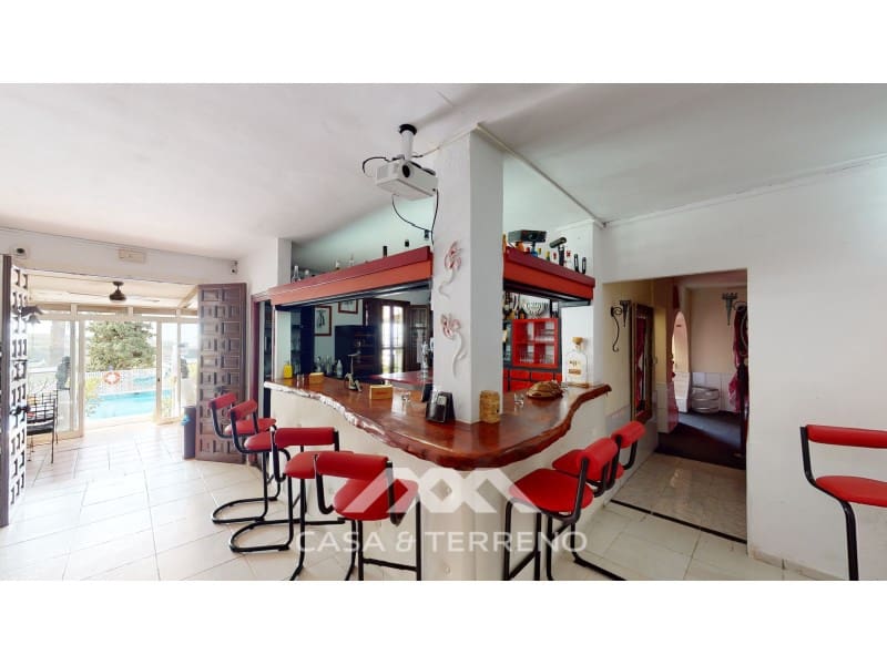 20 soveværelse Guesthouse/B & B til salg i Arenas med swimmingpool - € 1.500.000 (Ref: 8672176)