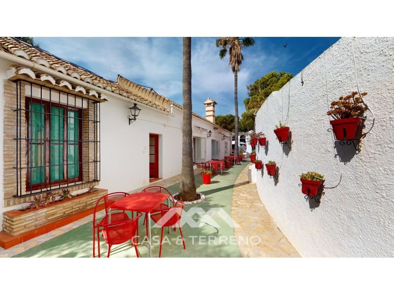 20 soveværelse Guesthouse/B & B til salg i Arenas med swimmingpool - € 1.500.000 (Ref: 8672176)