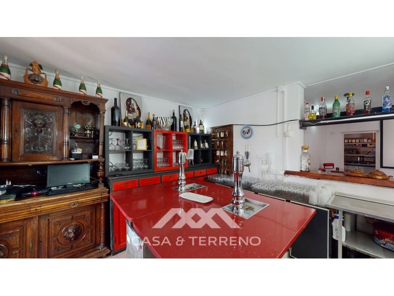 20 bedroom Villa for sale in Arenas with pool - € 1,500,000 (Ref: 8672177)