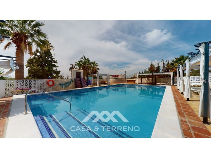 20 bedroom Villa for sale in Arenas with pool - € 1,500,000 (Ref: 8672177)