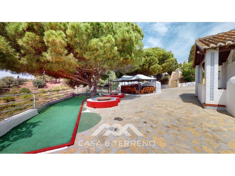 20 bedroom Villa for sale in Arenas with pool - € 1,500,000 (Ref: 8672177)