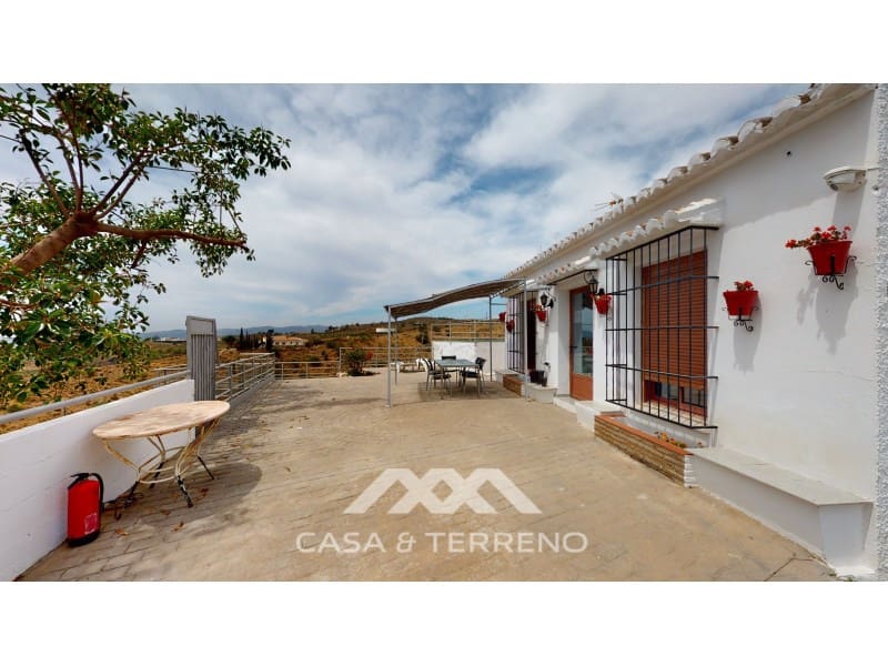 20 bedroom Villa for sale in Arenas with pool - € 1,500,000 (Ref: 8672177)