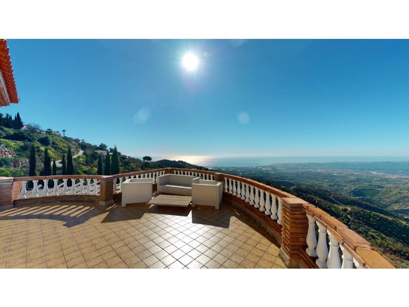 3 sypialnia Willa na sprzedaż w Arenas z basenem - 649 000 € (Ref: 8727858)