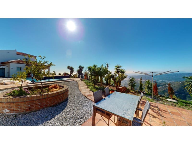 3 sypialnia Willa na sprzedaż w Arenas z basenem - 649 000 € (Ref: 8727858)