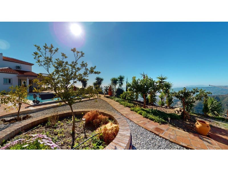 3 sypialnia Willa na sprzedaż w Arenas z basenem - 649 000 € (Ref: 8727858)