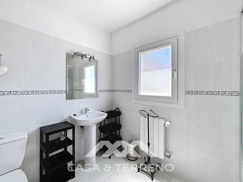 3 sypialnia Willa na sprzedaż w Arenas z basenem - 649 000 € (Ref: 8727858)