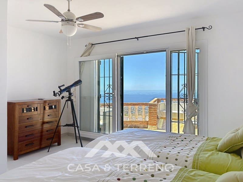 3 sypialnia Willa na sprzedaż w Arenas z basenem - 649 000 € (Ref: 8727858)