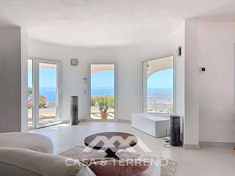 3 sypialnia Willa na sprzedaż w Arenas z basenem - 649 000 € (Ref: 8727858)