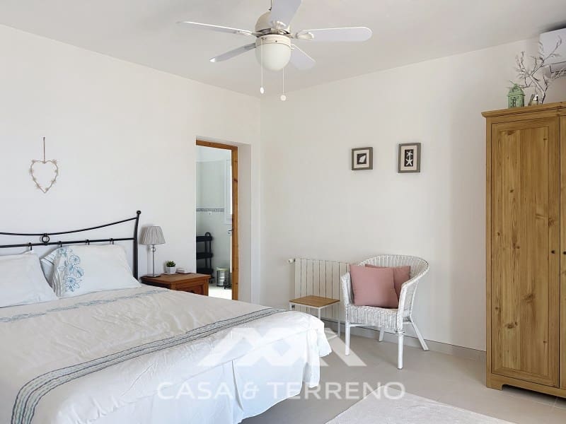 3 sypialnia Willa na sprzedaż w Arenas z basenem - 649 000 € (Ref: 8727858)