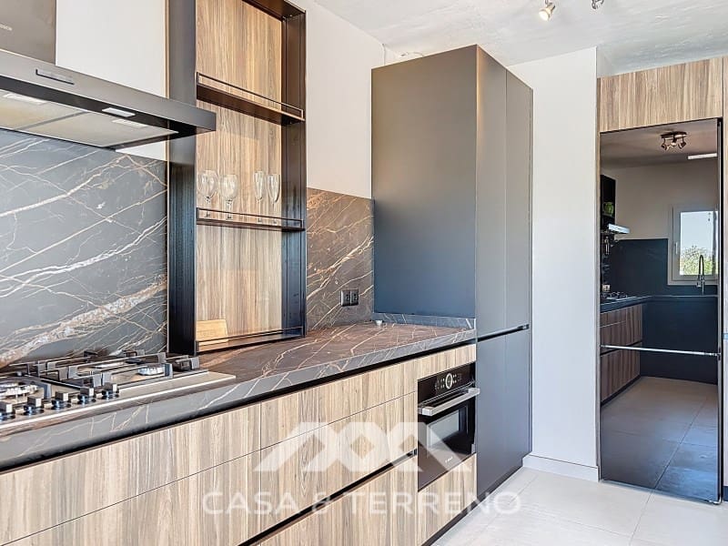 3 sypialnia Willa na sprzedaż w Arenas z basenem - 649 000 € (Ref: 8727858)