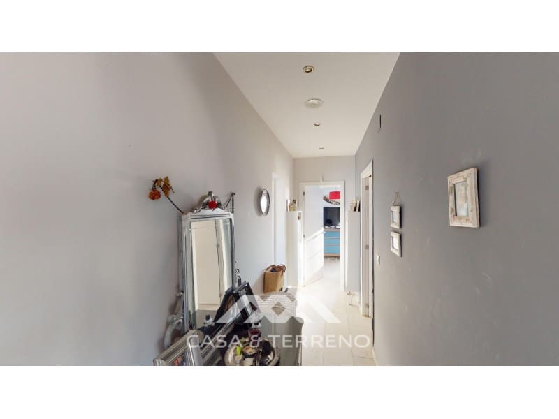 4 soveværelse Villa til salg i Benajarafe med swimmingpool garage - € 650.000 (Ref: 8757860)