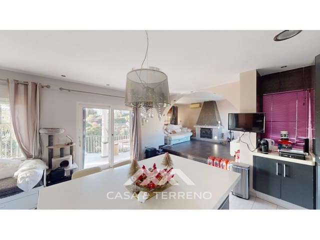 4 slaapkamer Villa te koop in Benajarafe, Vélez-Málaga met zwembad garage - € 650.000 (Ref: 8757860)