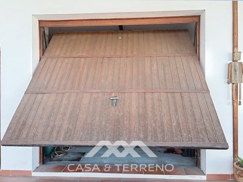 4 slaapkamer Villa te koop in Almayate met garage - € 595.000 (Ref: 8764397)