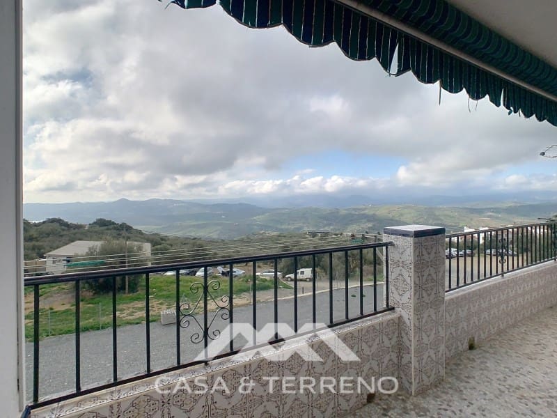 4 soveværelse Byhus til salg i Periana med garage - € 275.000 (Ref: 8828118)