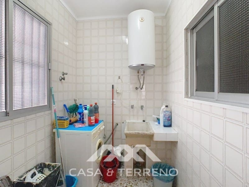 4 soveværelse Byhus til salg i Periana med garage - € 275.000 (Ref: 8828118)