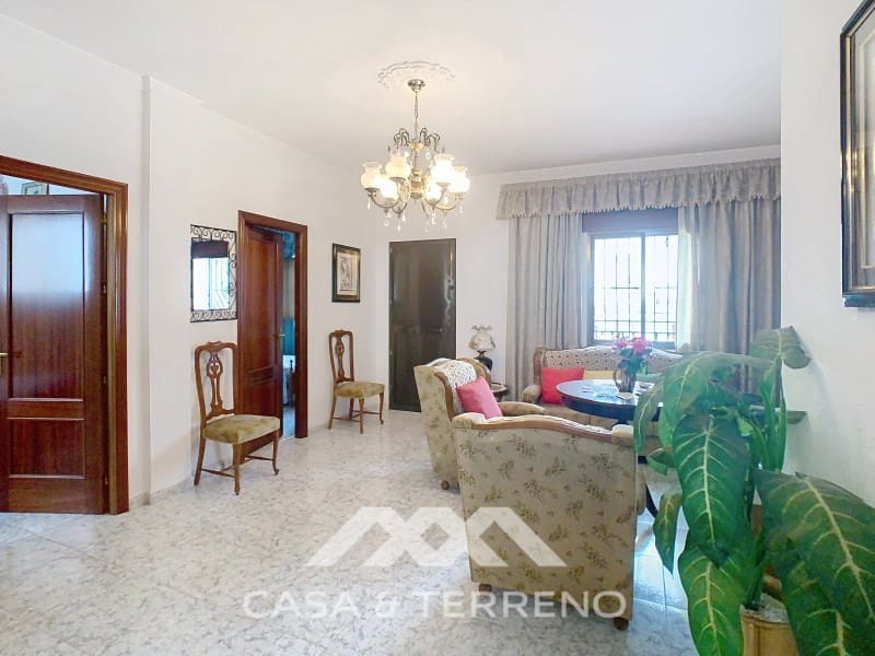 4 soveværelse Byhus til salg i Periana med garage - € 275.000 (Ref: 8828118)