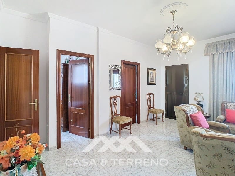 4 soveværelse Byhus til salg i Periana med garage - € 275.000 (Ref: 8828118)