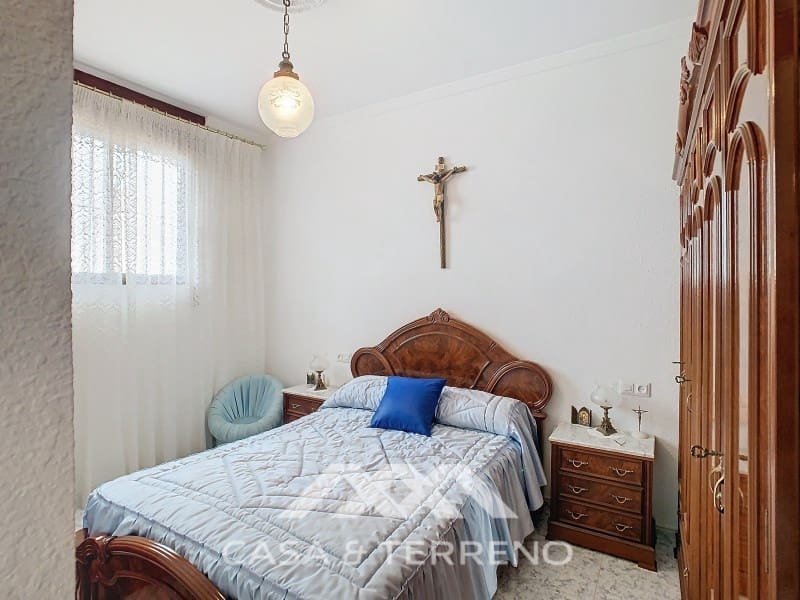 4 soveværelse Byhus til salg i Periana med garage - € 275.000 (Ref: 8828118)