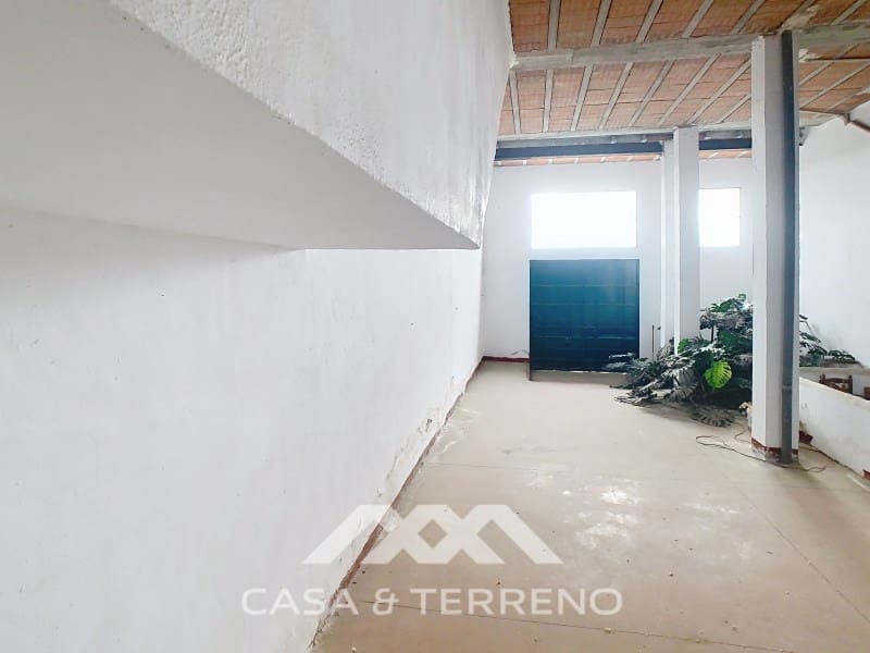 4 soveværelse Byhus til salg i Periana med garage - € 275.000 (Ref: 8828118)