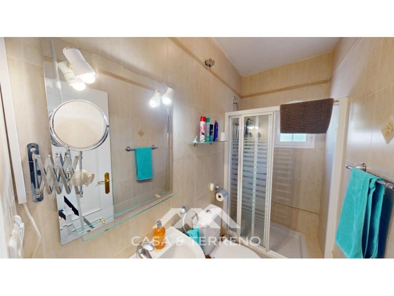 4 soveværelse Villa til salg i Algarrobo med swimmingpool - € 590.000 (Ref: 8895007)