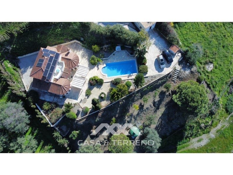 4 soveværelse Villa til salg i Algarrobo med swimmingpool - € 590.000 (Ref: 8895007)