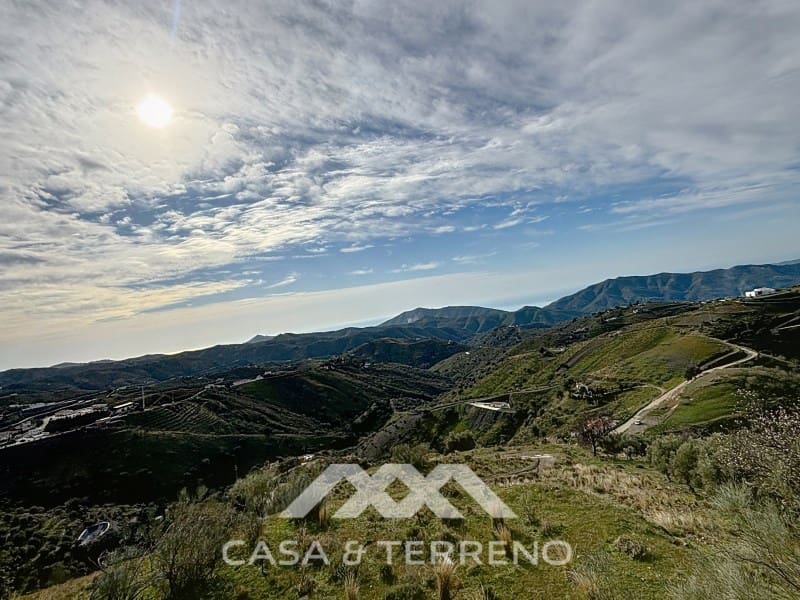 Ubebygd land til salgs i Sedella - € 320 000 (Ref: 8902408)