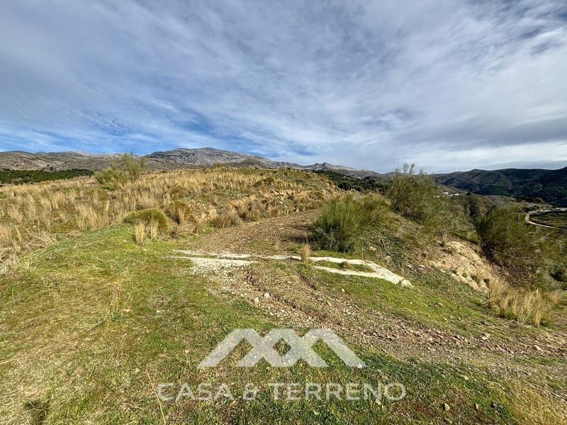 Grunde uden byggetilladelser til salg i Sedella - € 320.000 (Ref: 8902408)