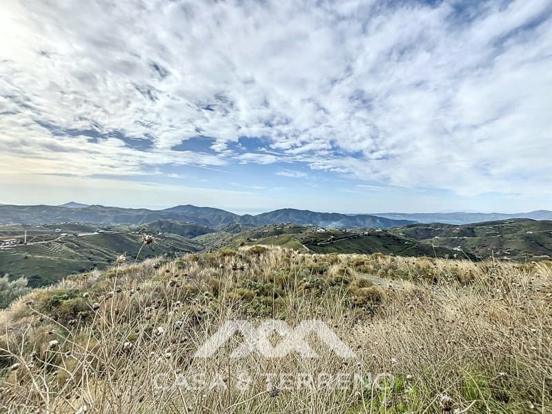 Grunde uden byggetilladelser til salg i Sedella - € 320.000 (Ref: 8902408)