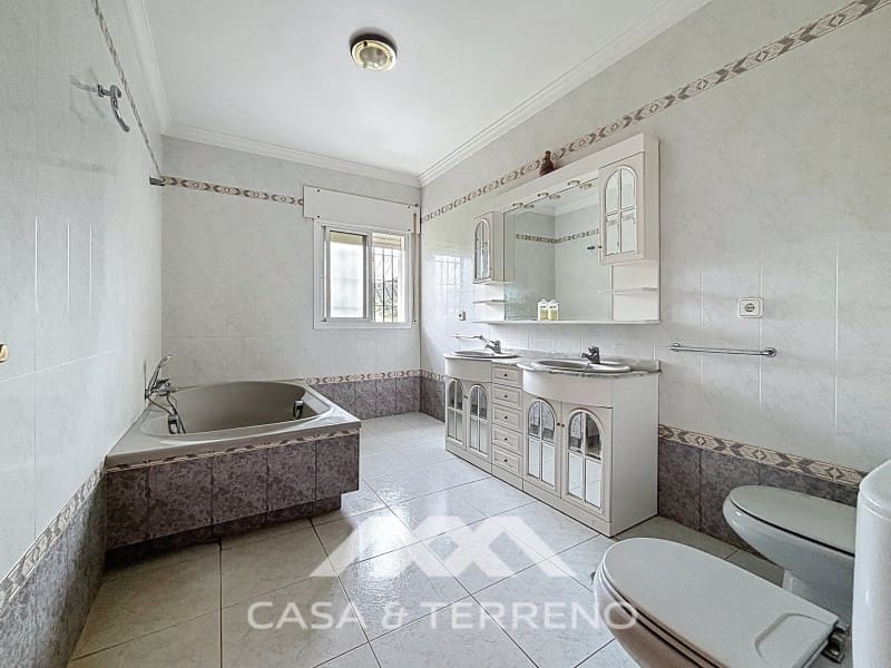 3 camera da letto Villa in vendita in Chilches con garage - 560.000 € (Rif: 8909672)