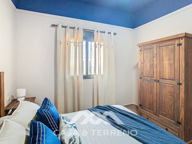 4 slaapkamer Villa te huur in Arenas met zwembad - € 1.400 (Ref: 8911485)