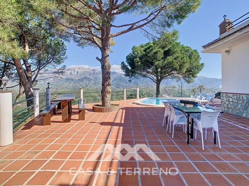 4 slaapkamer Villa te huur in Arenas met zwembad - € 1.400 (Ref: 8911485)