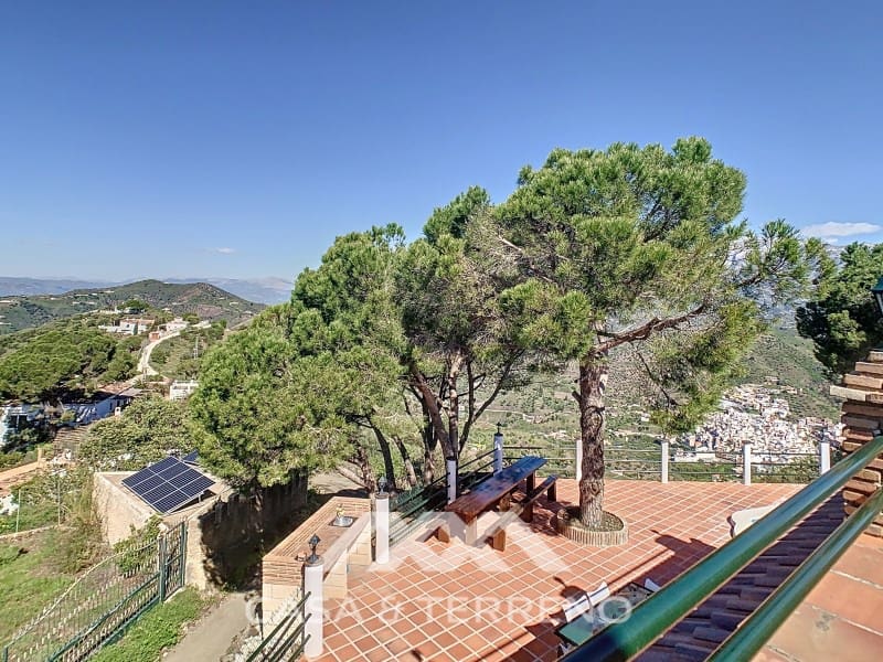 4 slaapkamer Villa te huur in Arenas met zwembad - € 1.400 (Ref: 8911485)