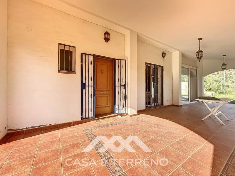 3 bedroom Villa for sale in Arenas with pool - € 275,000 (Ref: 8915648)