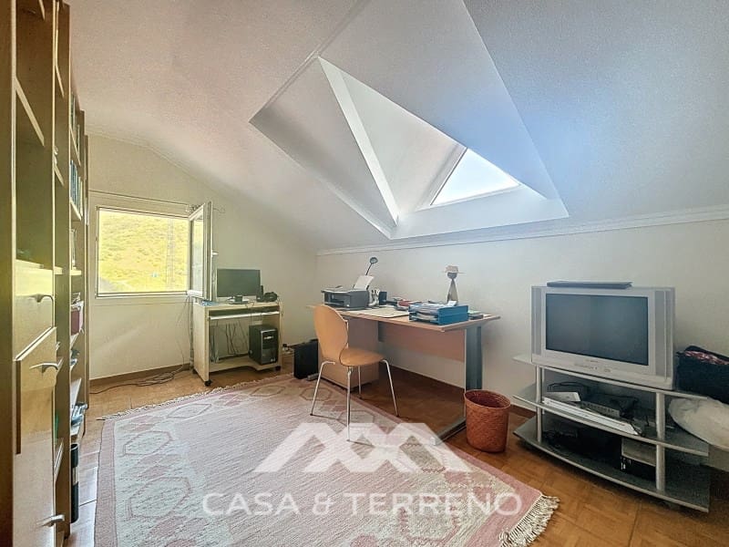 3 bedroom Villa for sale in Arenas with pool - € 275,000 (Ref: 8915648)