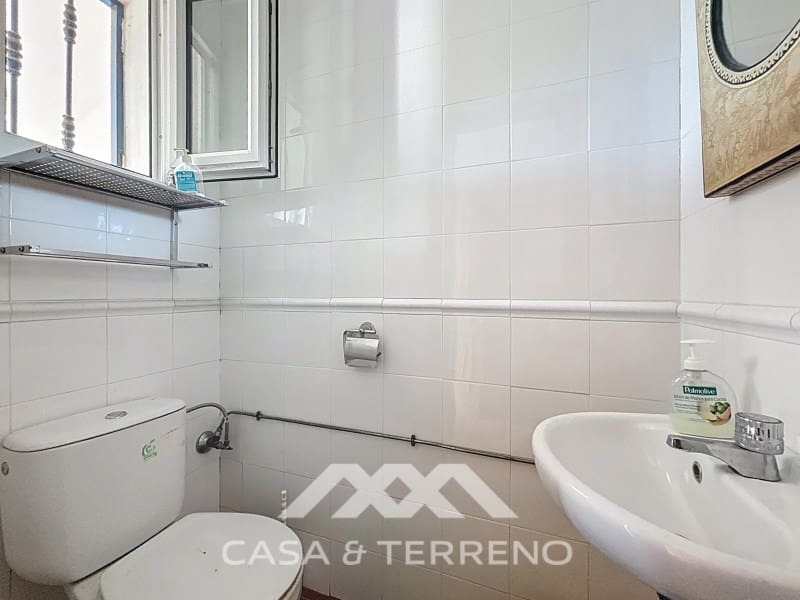 3 bedroom Villa for sale in Arenas with pool - € 275,000 (Ref: 8915648)