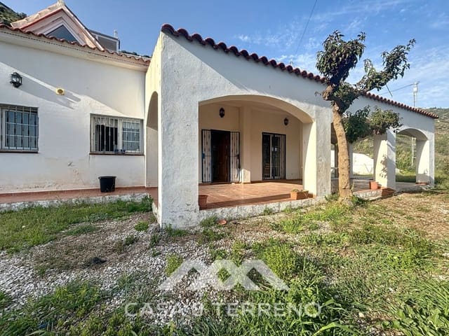 3 soveværelse Villa til salg i Arenas med swimmingpool - € 275.000 (Ref: 8915648)