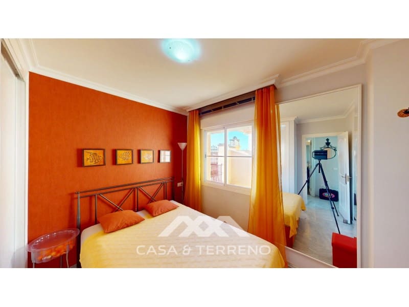 2 soveværelse Penthouse til salg i Algarrobo Costa med swimmingpool - € 349.000 (Ref: 8916182)