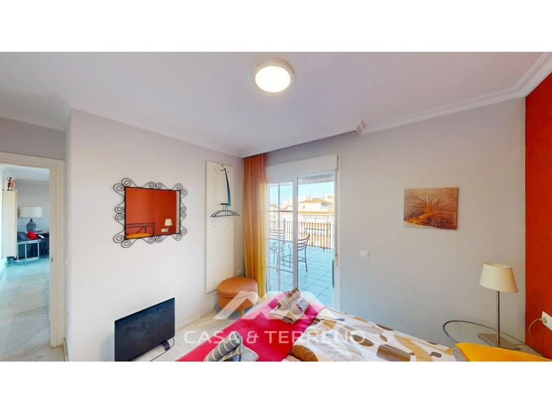 2 soveværelse Penthouse til salg i Algarrobo Costa med swimmingpool - € 349.000 (Ref: 8916182)