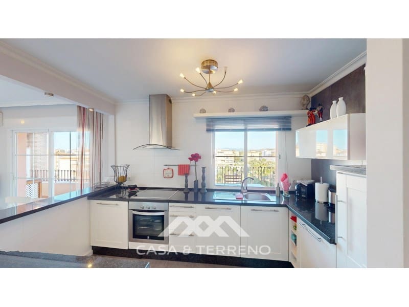 2 soveværelse Penthouse til salg i Algarrobo Costa med swimmingpool - € 349.000 (Ref: 8916182)