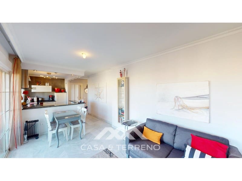 2 soveværelse Penthouse til salg i Algarrobo Costa med swimmingpool - € 349.000 (Ref: 8916182)