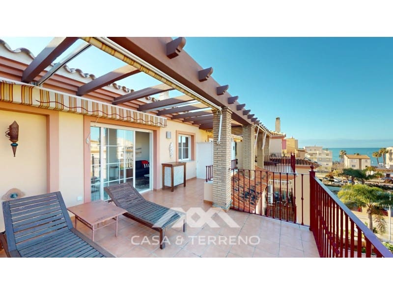 2 soveværelse Penthouse til salg i Algarrobo Costa med swimmingpool - € 349.000 (Ref: 8916182)