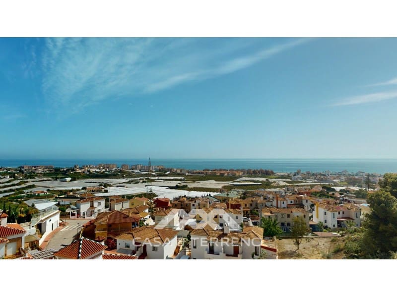 5 sovrum Villa till salu i Torrox-Costa med pool - 448 000 € (Ref: 8924163)