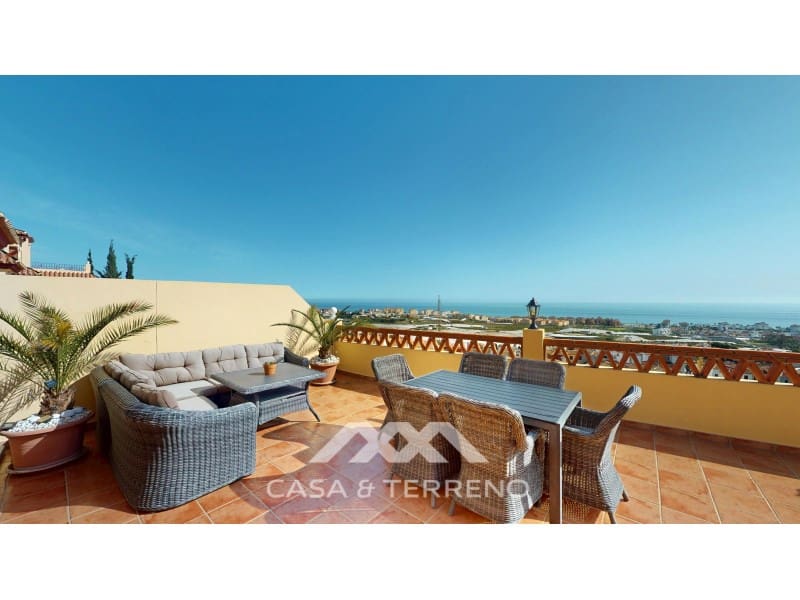 5 sovrum Villa till salu i Torrox-Costa med pool - 448 000 € (Ref: 8924163)