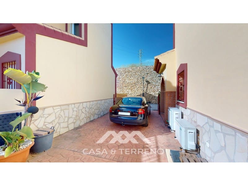 5 sovrum Villa till salu i Torrox-Costa med pool - 448 000 € (Ref: 8924163)