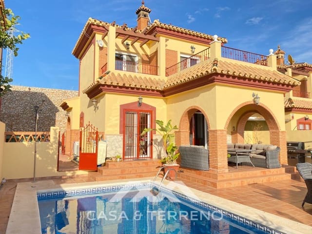 5 Zimmer Villa zu verkaufen in Urbanización Santa Rosa, Torrox mit Pool - 519.000 € (Ref: 8924163)