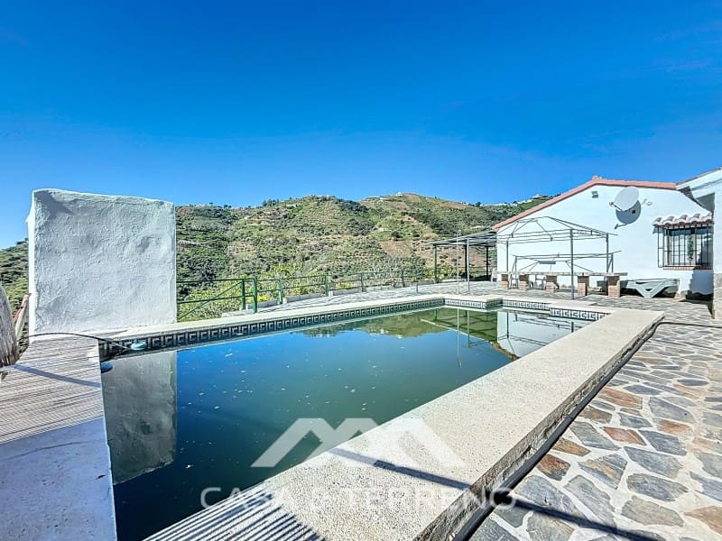 3 slaapkamer Villa te koop in Competa met zwembad - € 415.000 (Ref: 8924165)