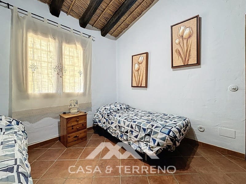 3 slaapkamer Villa te koop in Competa met zwembad - € 415.000 (Ref: 8924165)